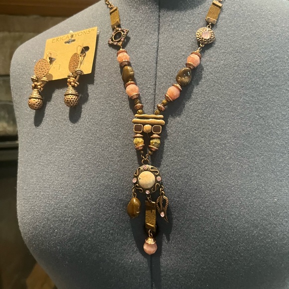 Erica Lyons Statement Necklace and Earrings - Picture 13 of 13